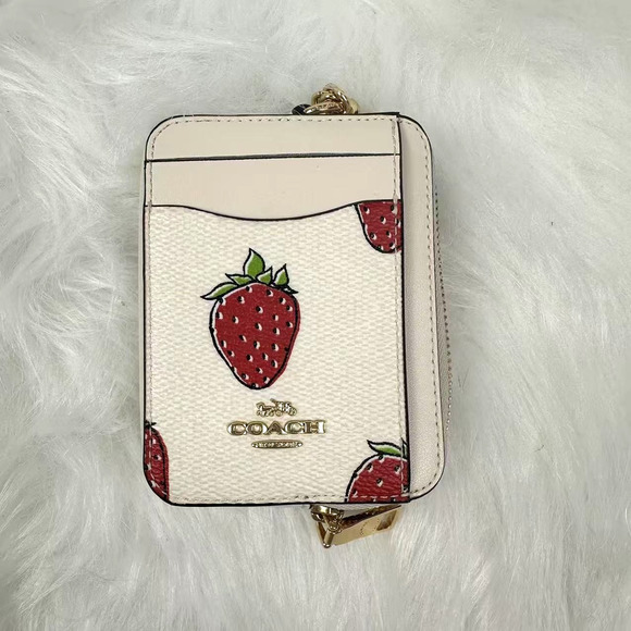 Coach Zip Card Case With Strawberry Print In Canvas/Gold/Chalk Multi CAR32 NWT - Picture 1 of 5